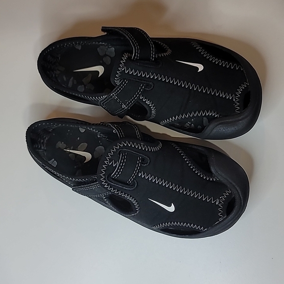 NIKE SUNRAY Closed Toe Sandals Water Shoes Sandals - Picture 2 of 6